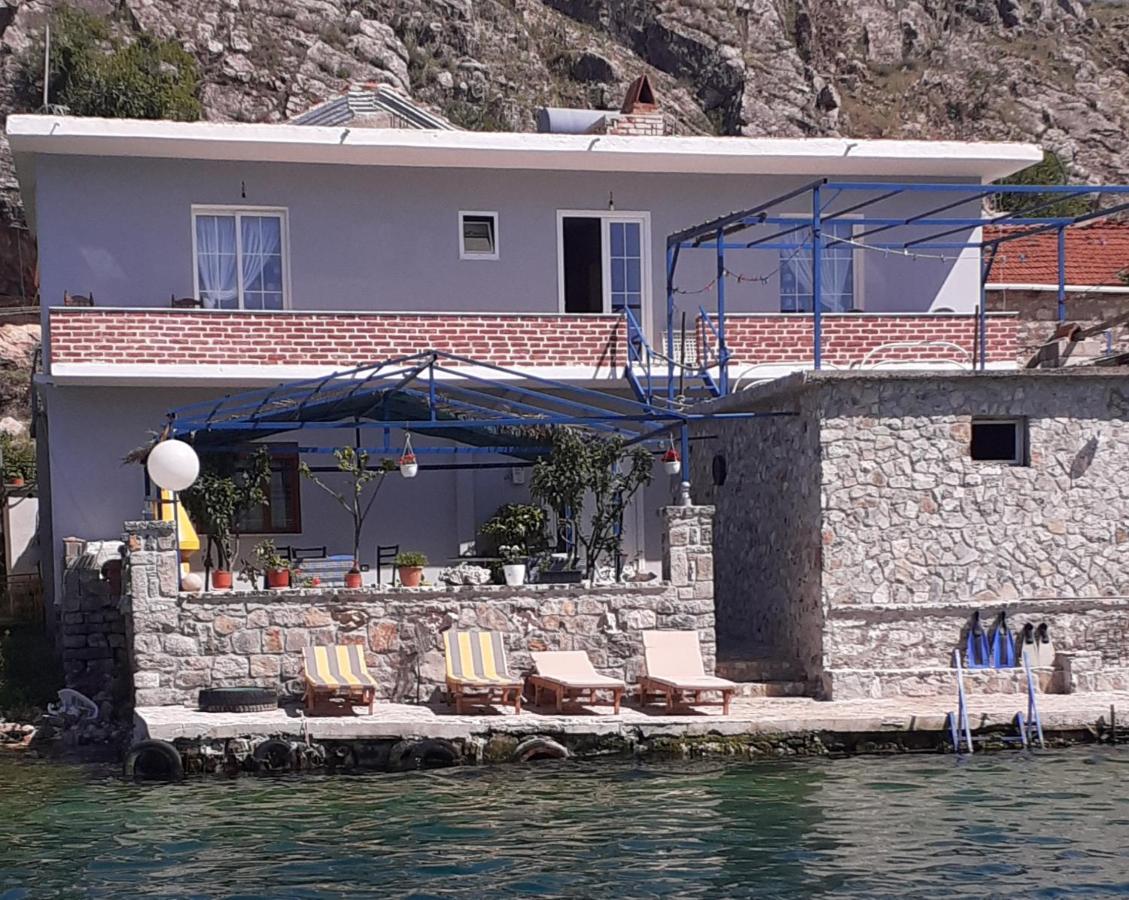 Bed & Breakfast Nesti Relax