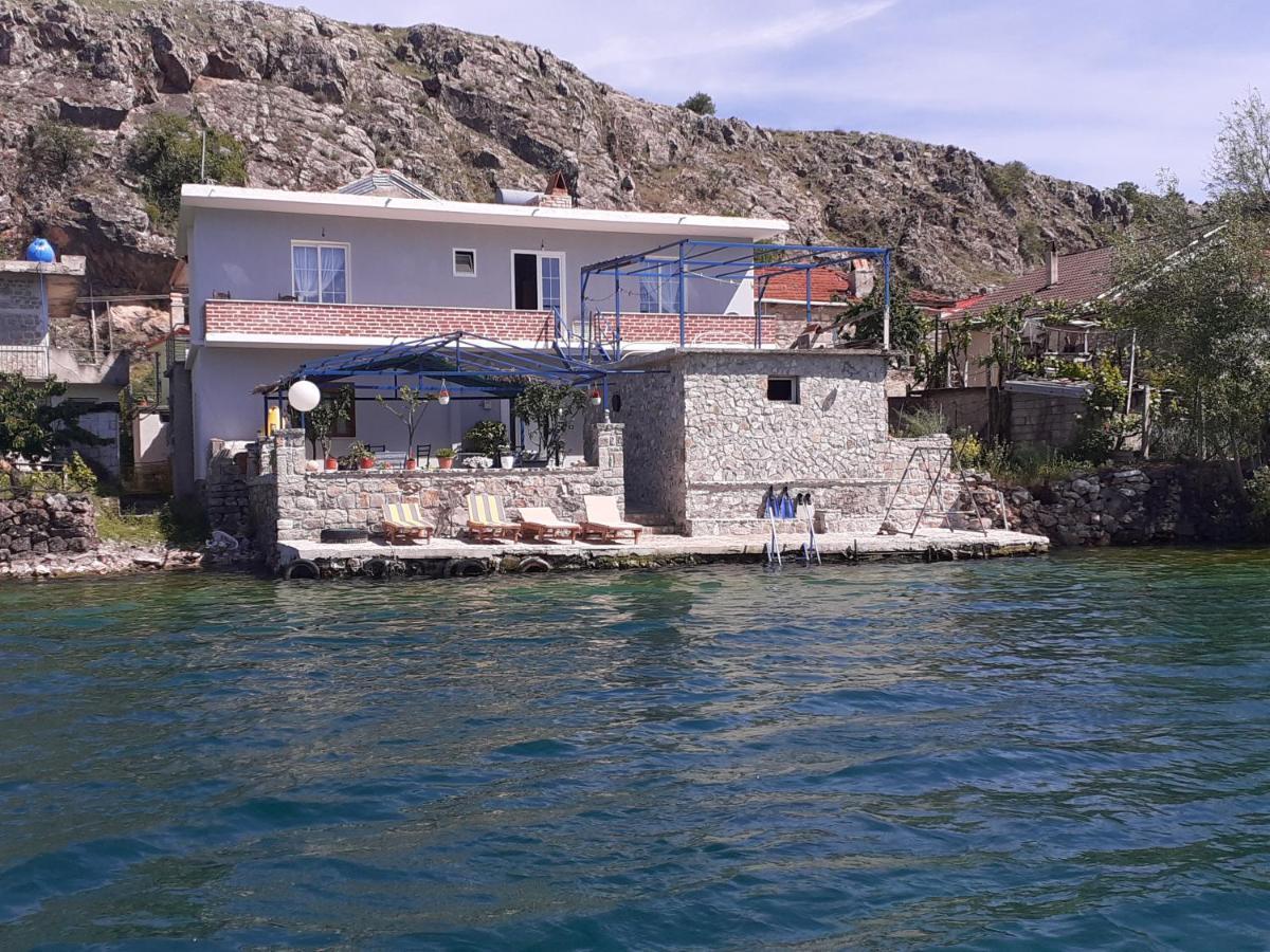 Nesti Relax Bed & Breakfast Lini